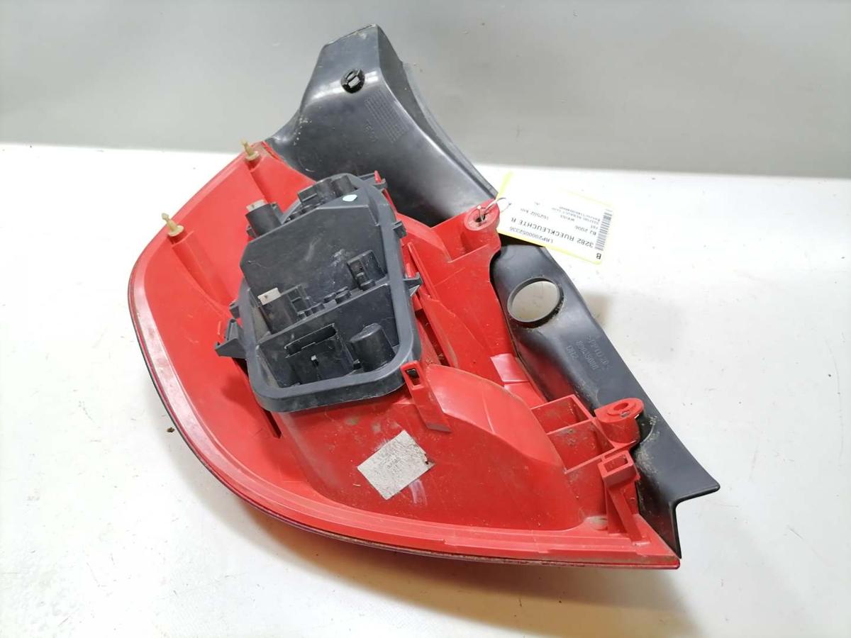 Renault Clio 3 original Rücklicht Rückleuchte Schlussleuchte rechts Bj.2006